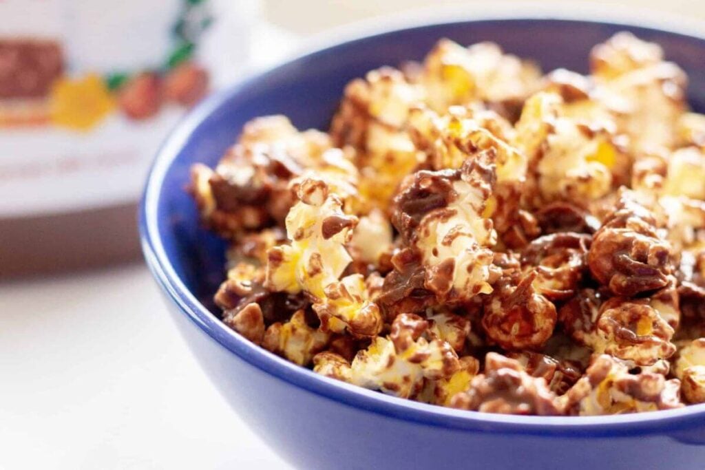 Coconut Nutella Popcorn by Saving Talents