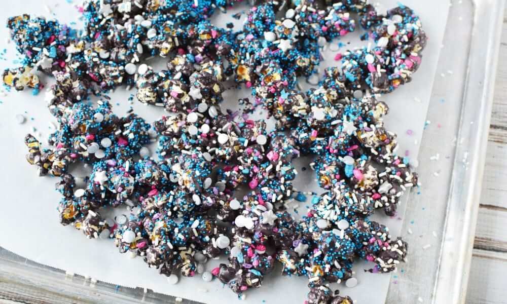 Galaxy Party Popcorn by A Magical Mess
