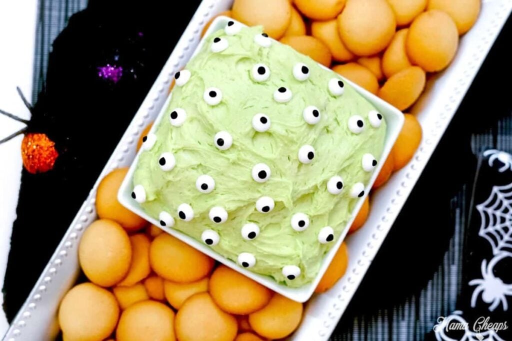Halloween Dunkaroo Dip by Mama Cheaps