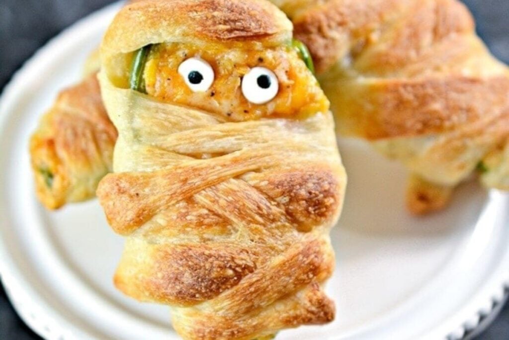 Mummy Jalapeno Poppers by Mommy Made That