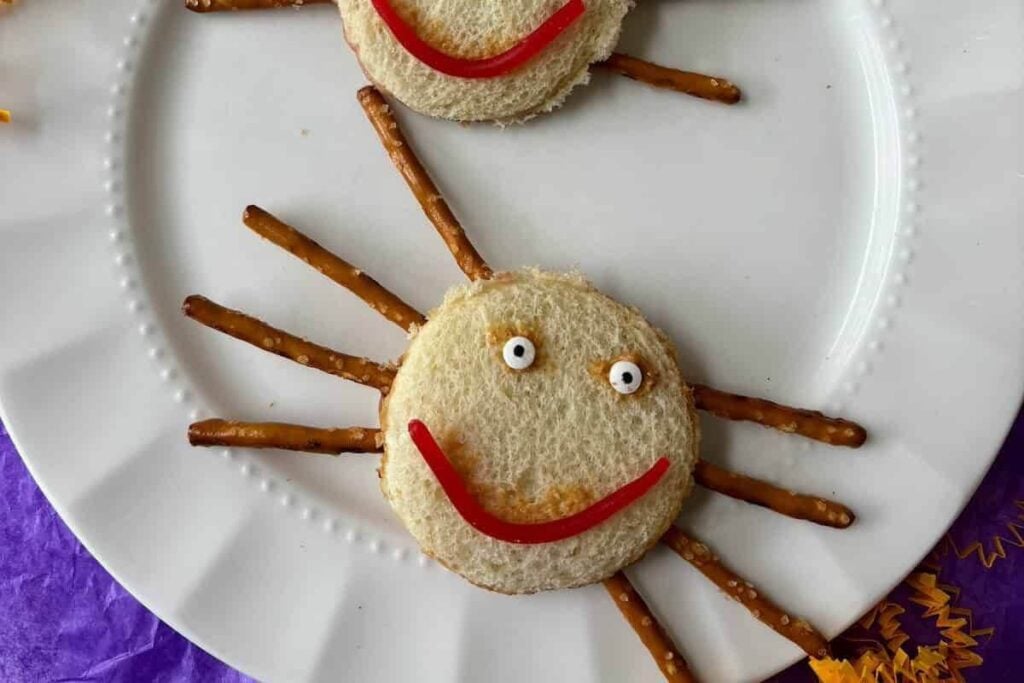 Spooky Spider Sandwiches by Plant In 28
