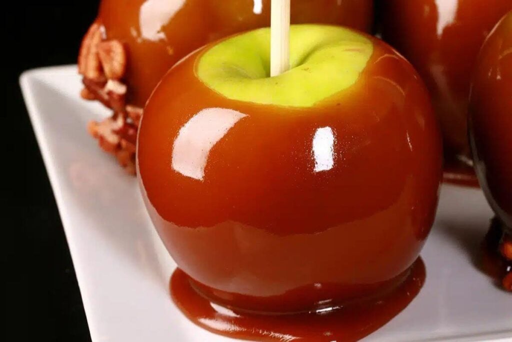 Maple Caramel Apples by Beyond Flour