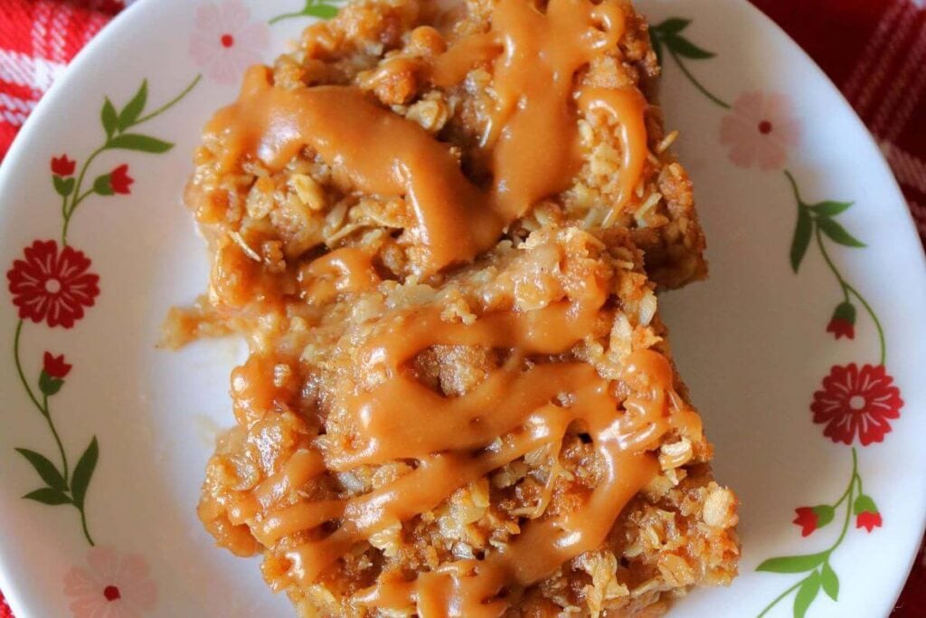 Salted Caramel Apple Pie Bars by Kindly Unspoken