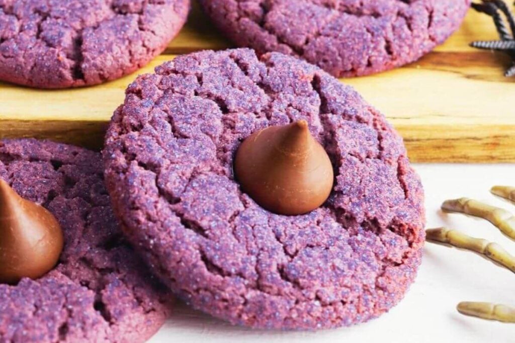 Easy Witch Hat Cookies for Halloween