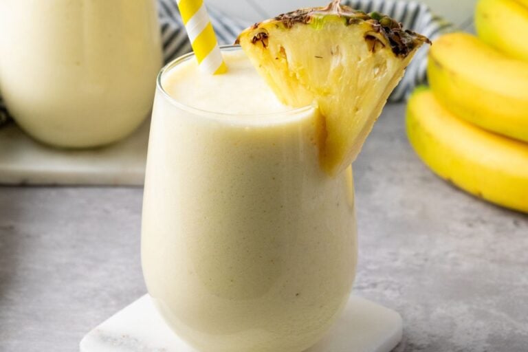 Pineapple Banana Smoothie