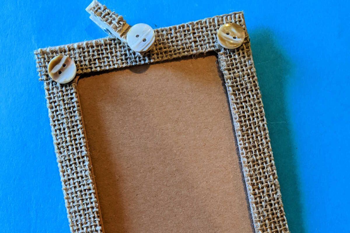 20 Button Crafts for Kids and Adults to Make Together
