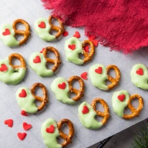 Grinch Pretzel Twists