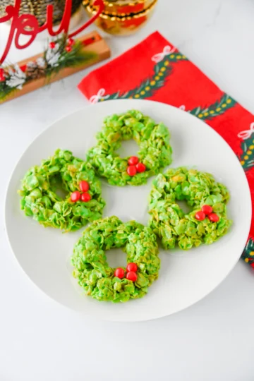 cornflakes dyed green and shaped like wreaths