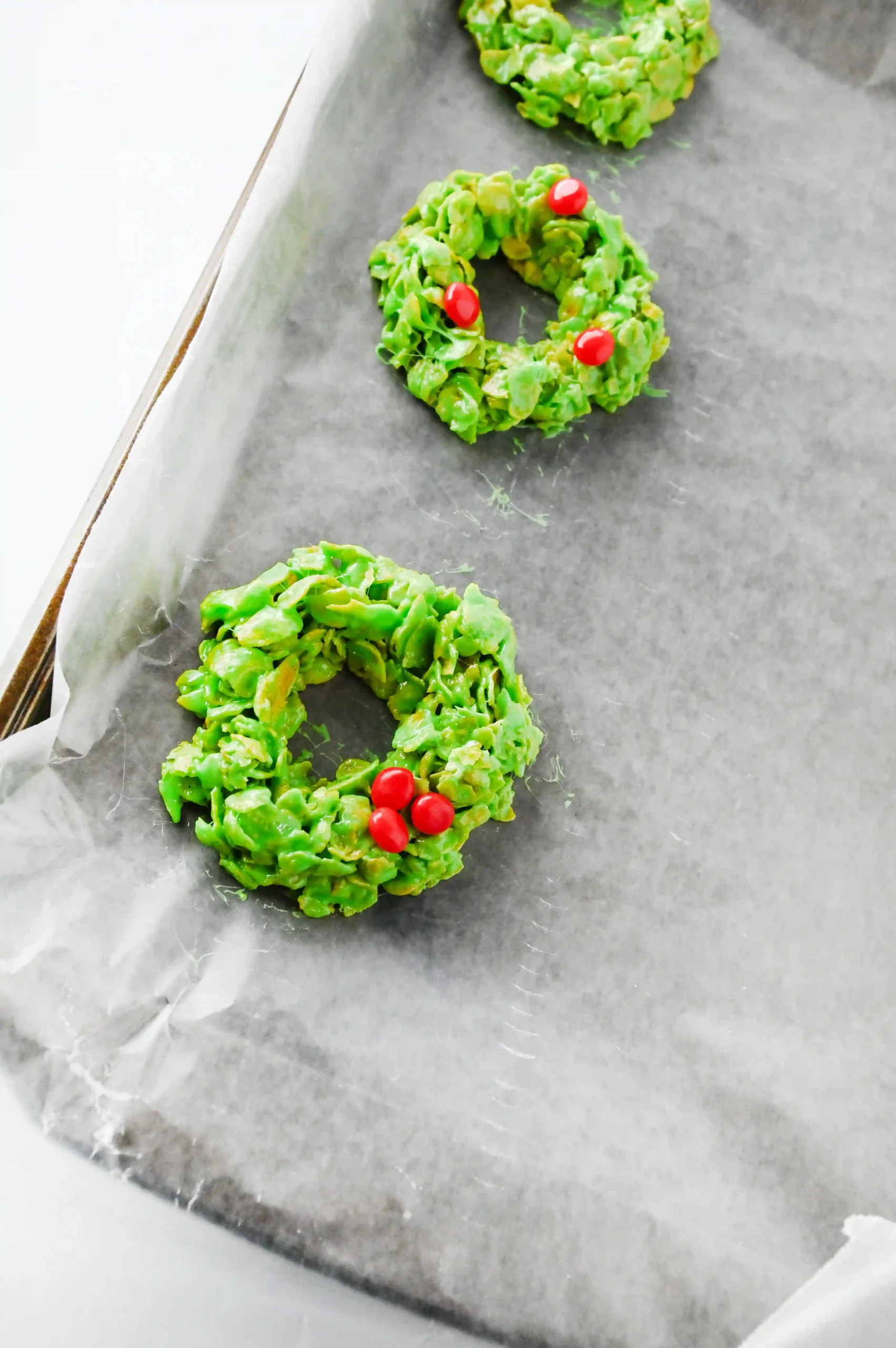 cornflakes dyed green and shaped like wreaths